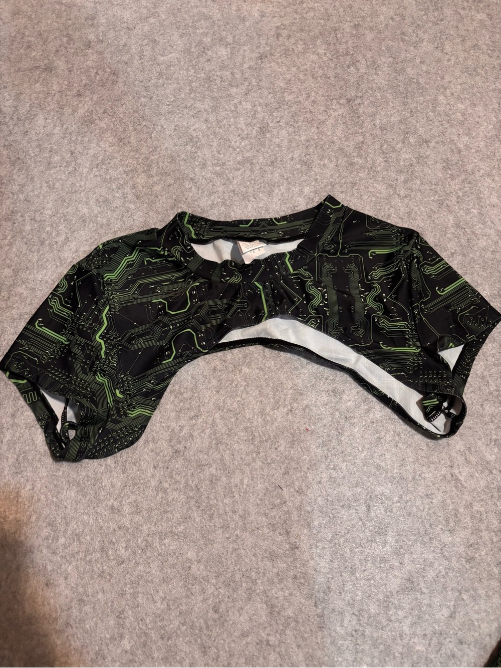 iHeartRaves Black & Green Circuit Cyber Matrix Board Print Ultra Crop Rave Top